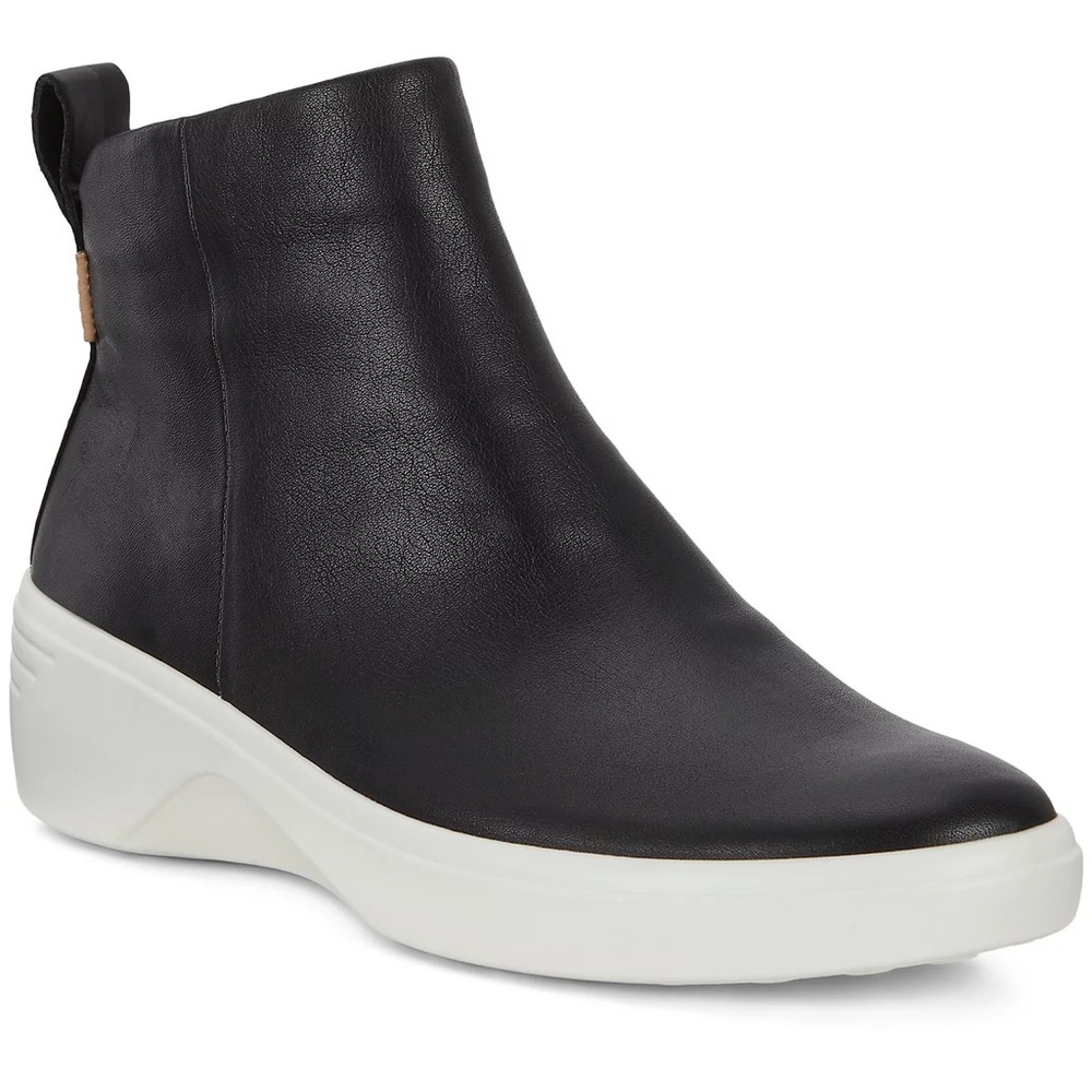 Ecco Women's Black Ankle Booties 38